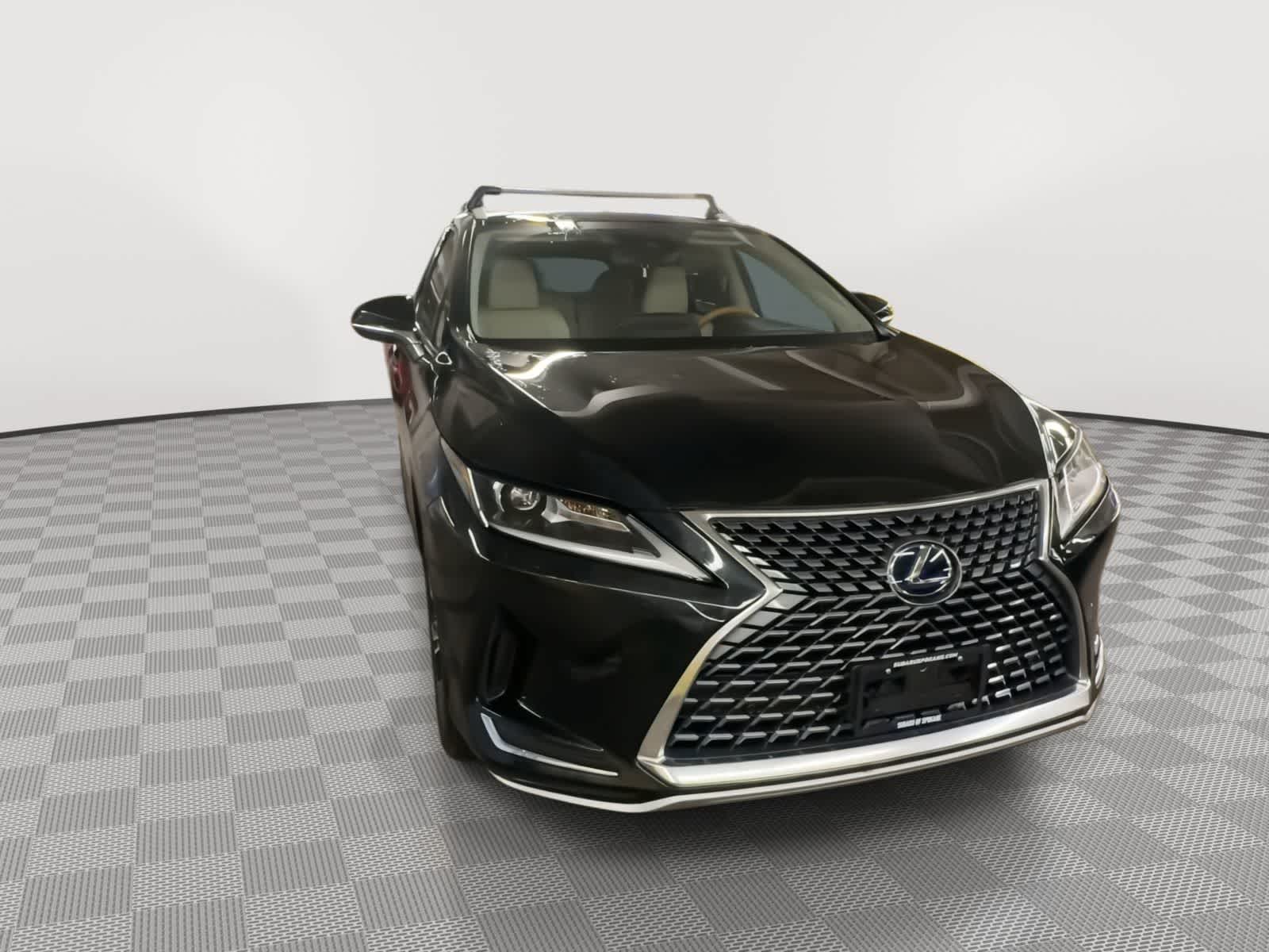 Thumbnail: 2020 Lexus RX - 3