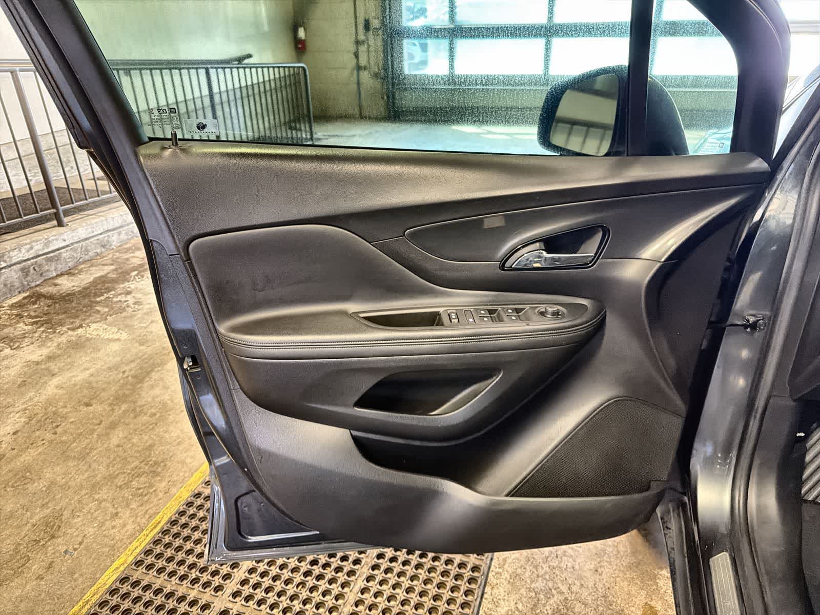 Thumbnail: 2017 Buick Encore - 10