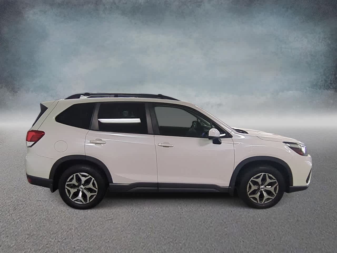 Thumbnail: 2019 Subaru Forester - 9
