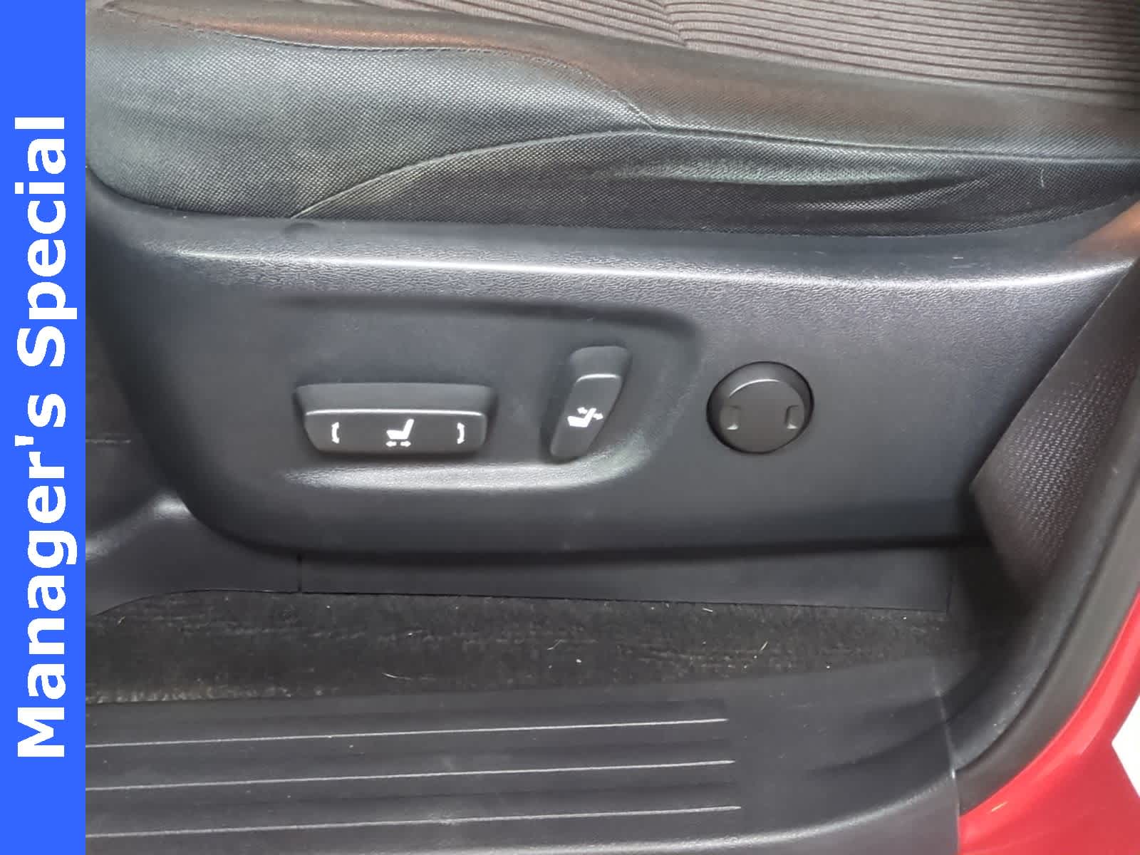 Thumbnail: 2016 Toyota 4Runner - 18