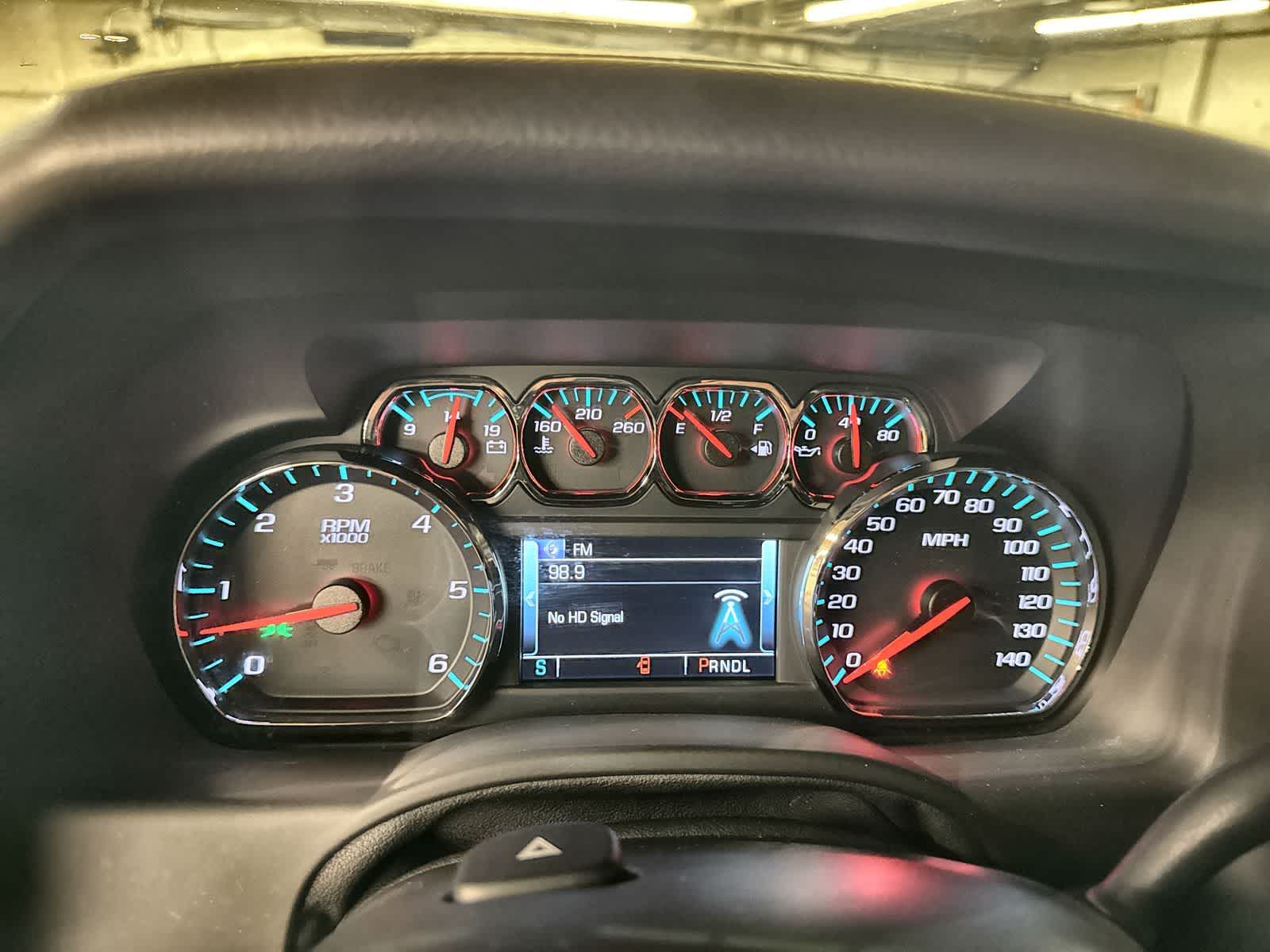 Thumbnail: 2018 Chevrolet Tahoe - 28