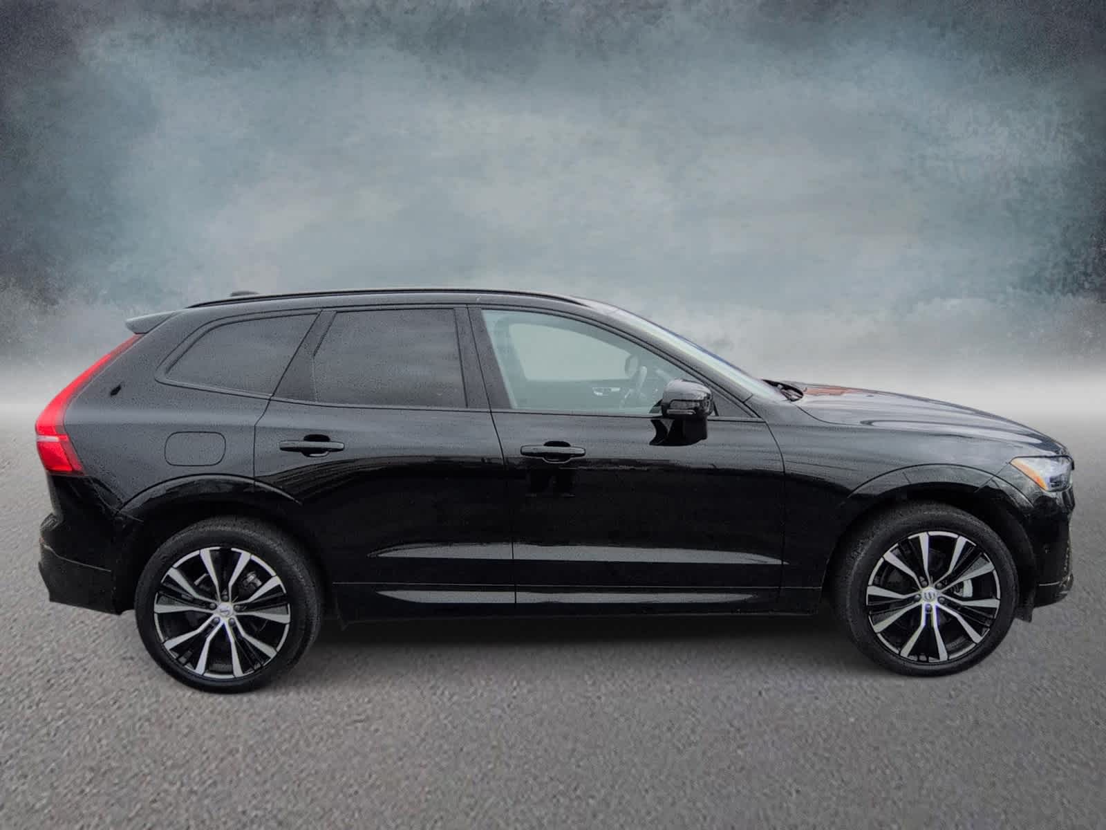 Thumbnail: 2024 Volvo XC60 - 9