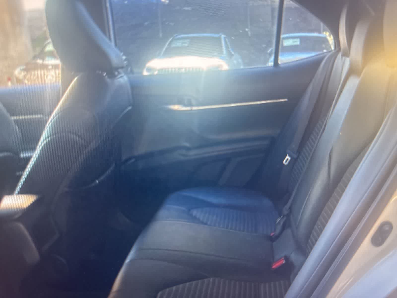 Thumbnail: 2019 Toyota Camry - 11