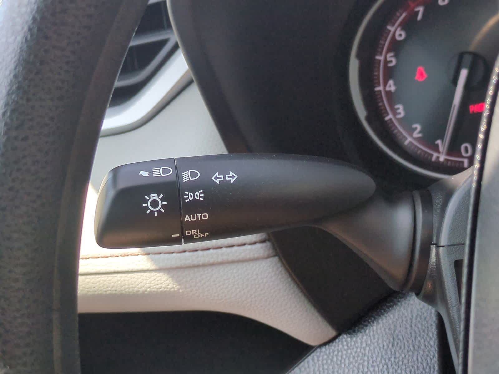 Thumbnail: 2023 Toyota RAV4 - 28