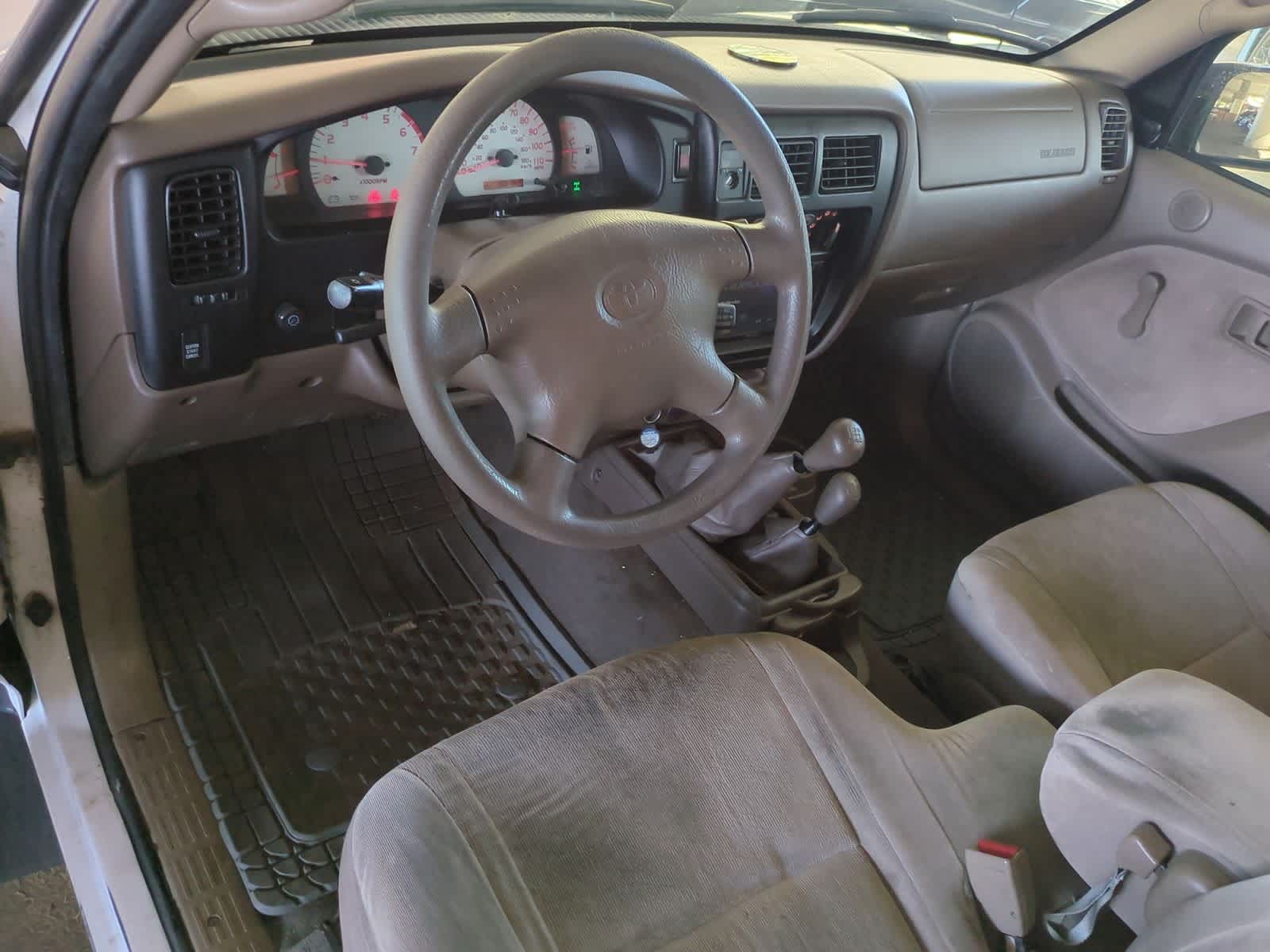 Thumbnail: 2004 Toyota Tacoma - 10