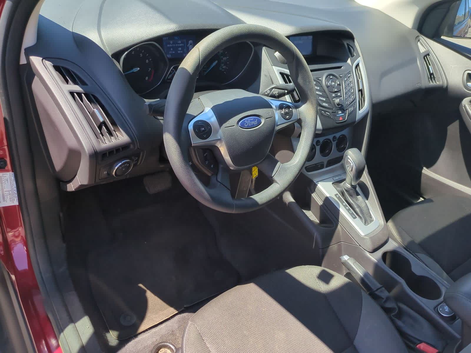Thumbnail: 2014 Ford Focus - 10