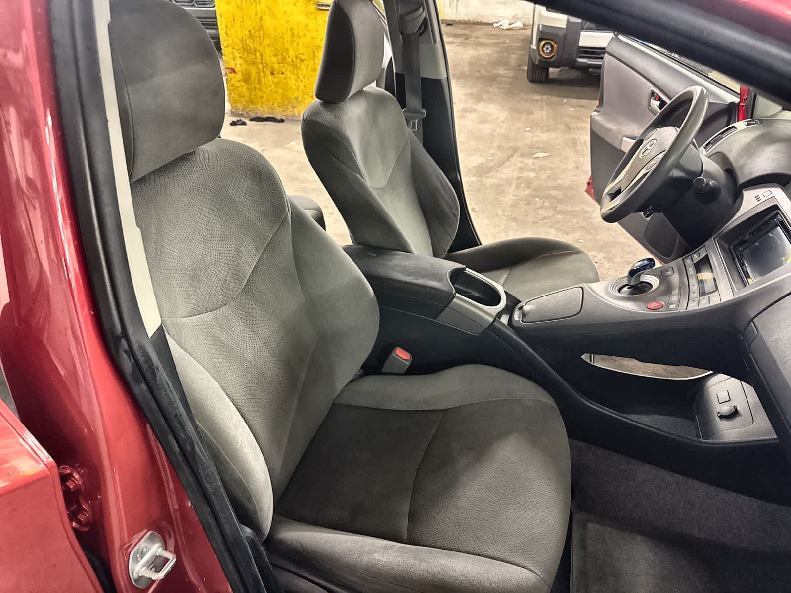 Thumbnail: 2014 Toyota Prius - 22