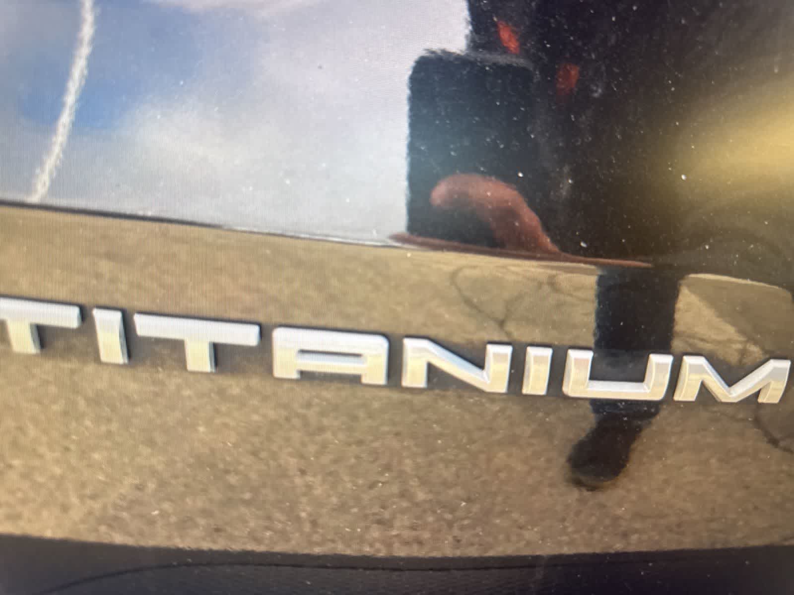 Thumbnail: 2022 Ford Escape - 9