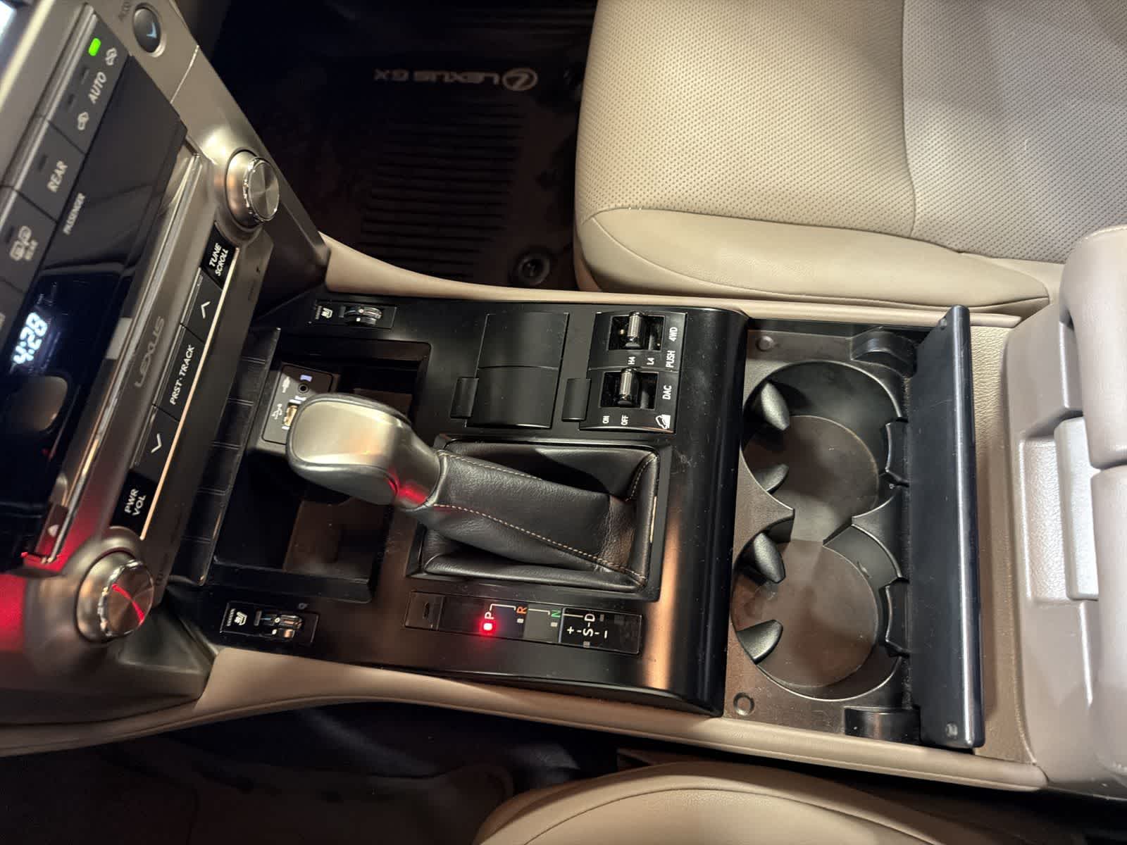 Thumbnail: 2020 Lexus GX - 30