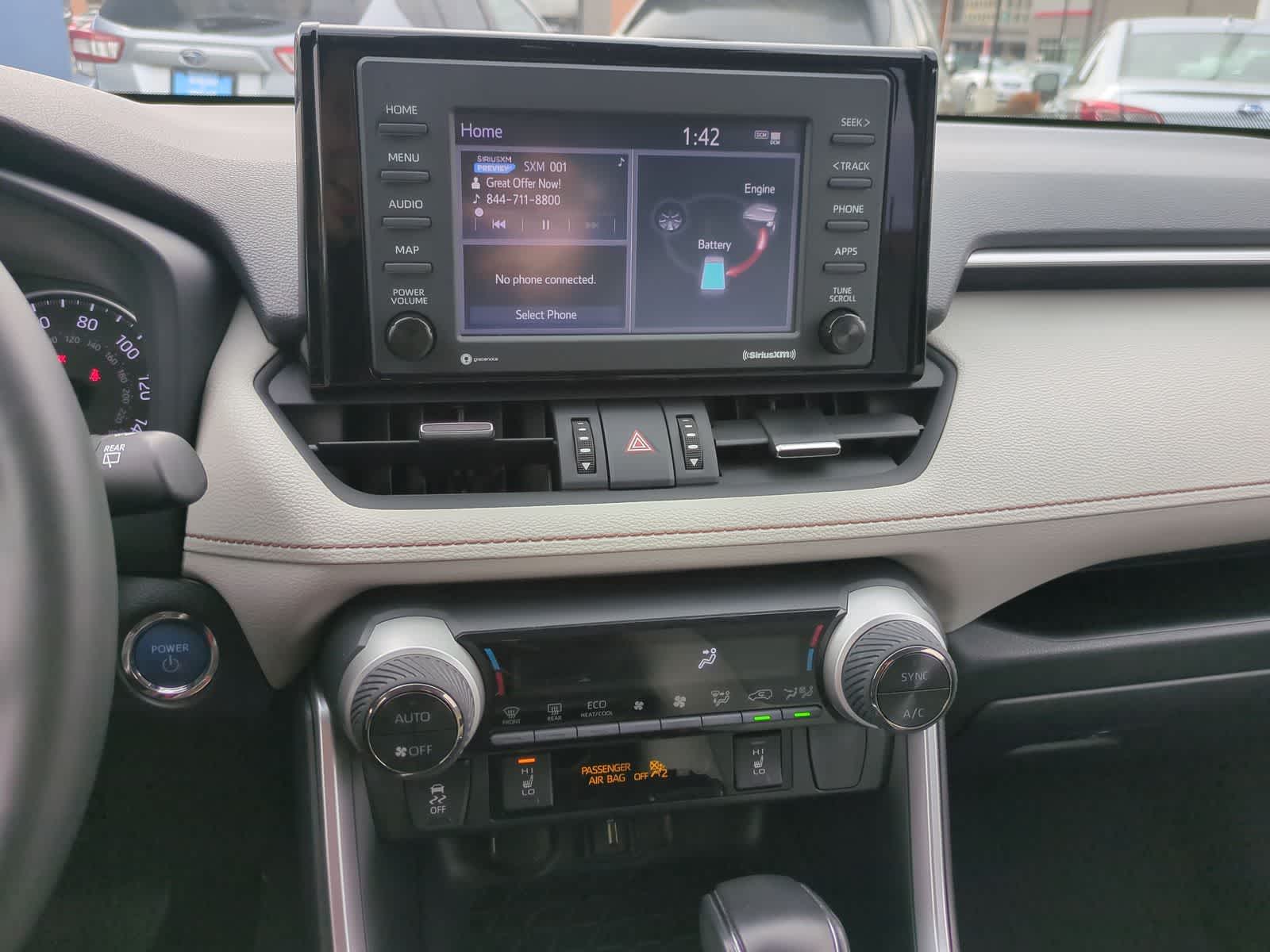 Thumbnail: 2022 Toyota RAV4 - 29