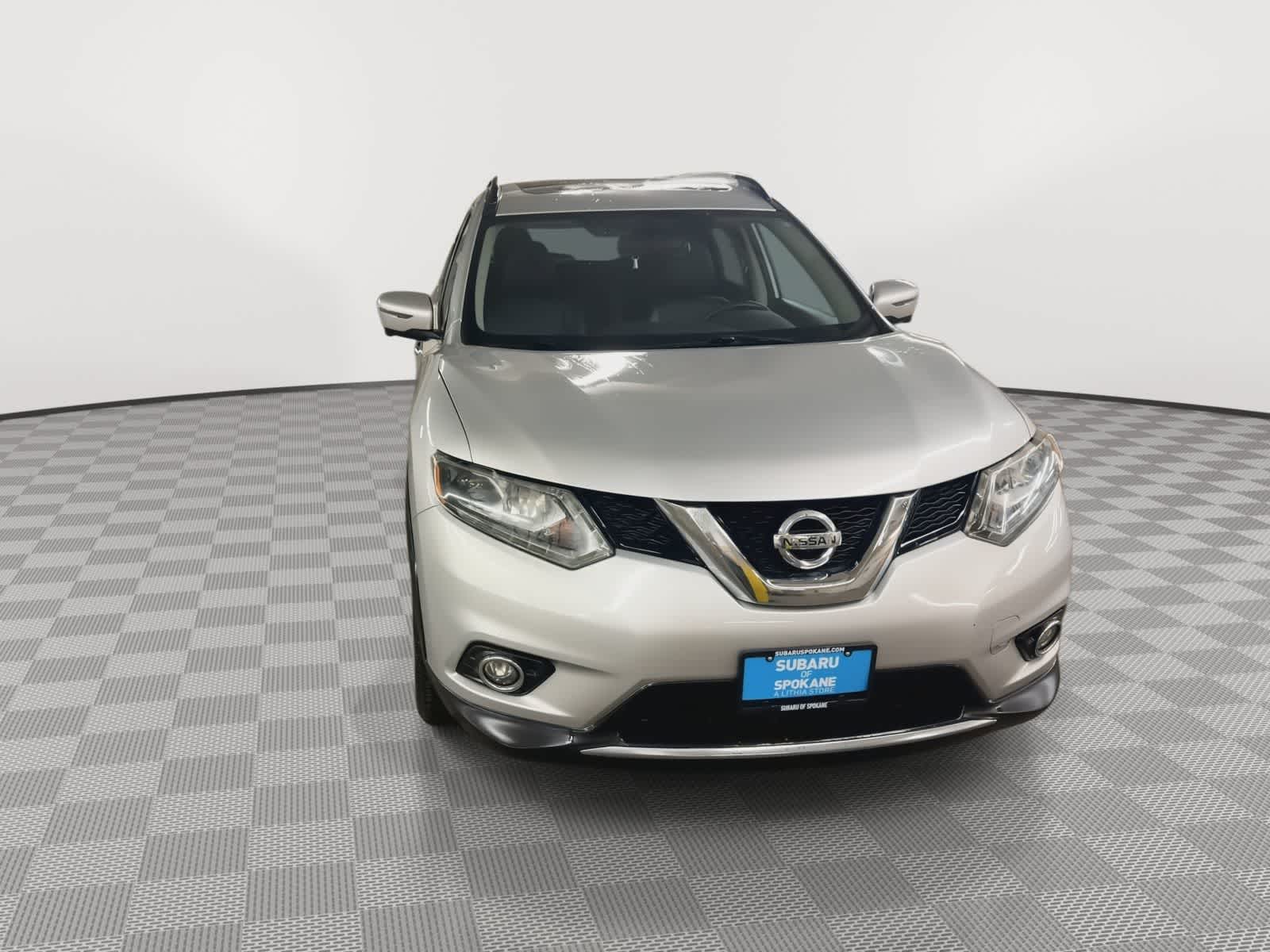 Thumbnail: 2016 Nissan Rogue - 4