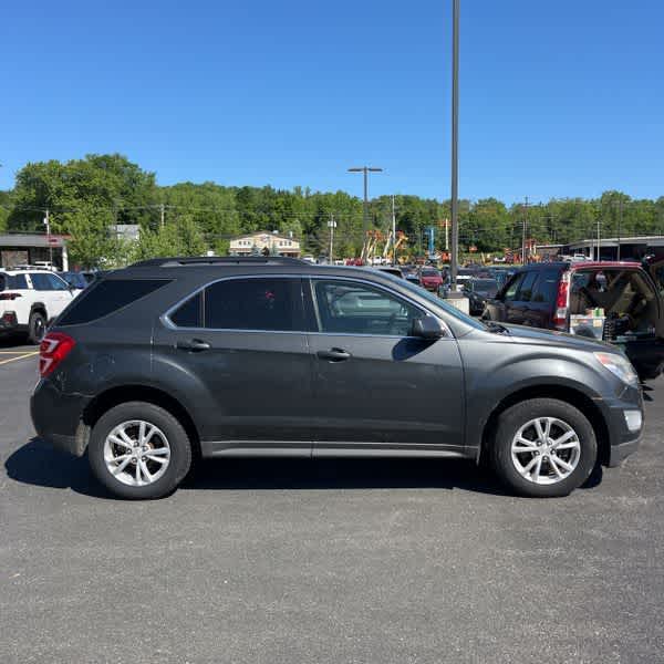 Thumbnail: 2017 Chevrolet Equinox - 6
