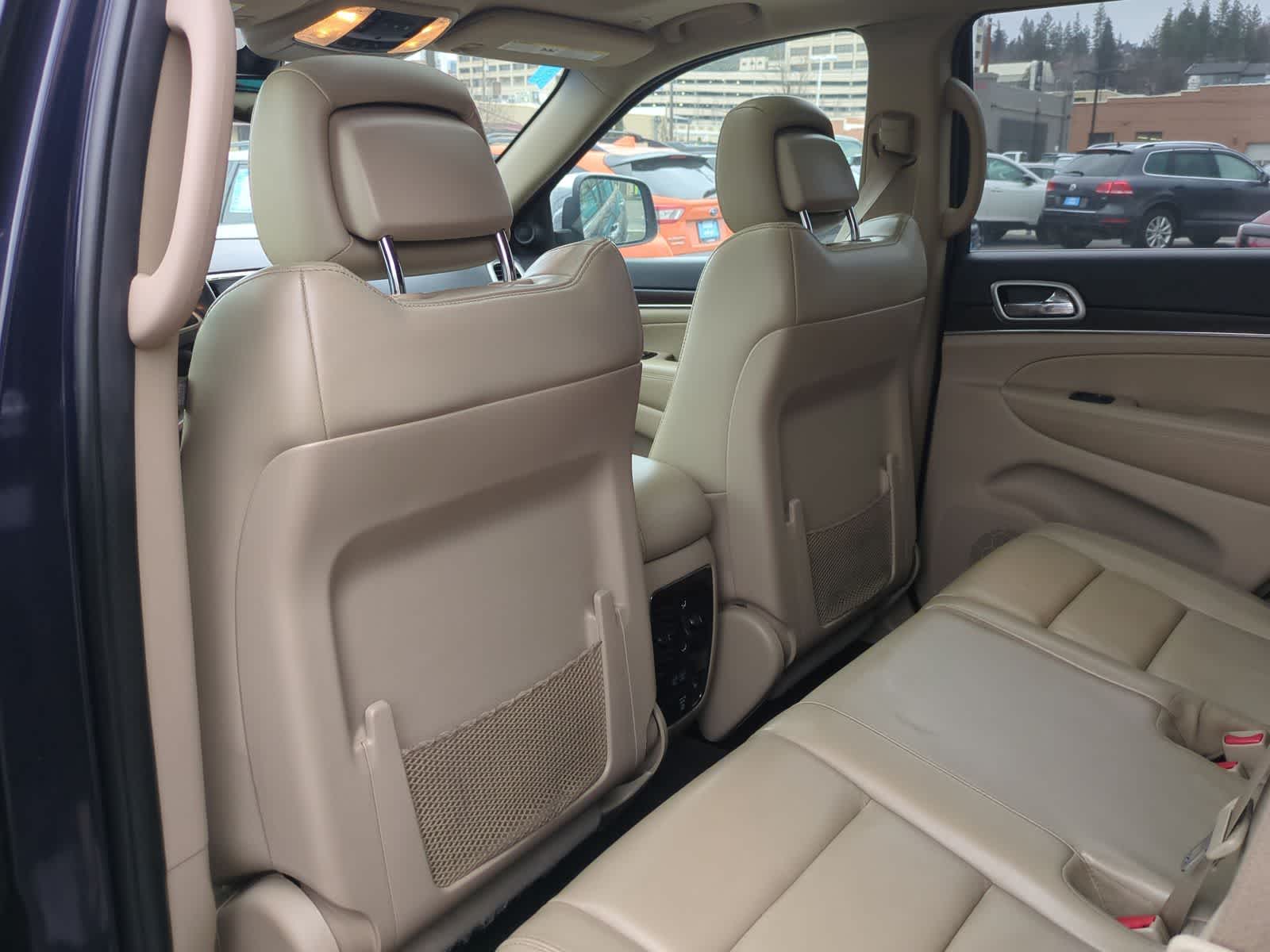 Thumbnail: 2018 Jeep Grand Cherokee - 19