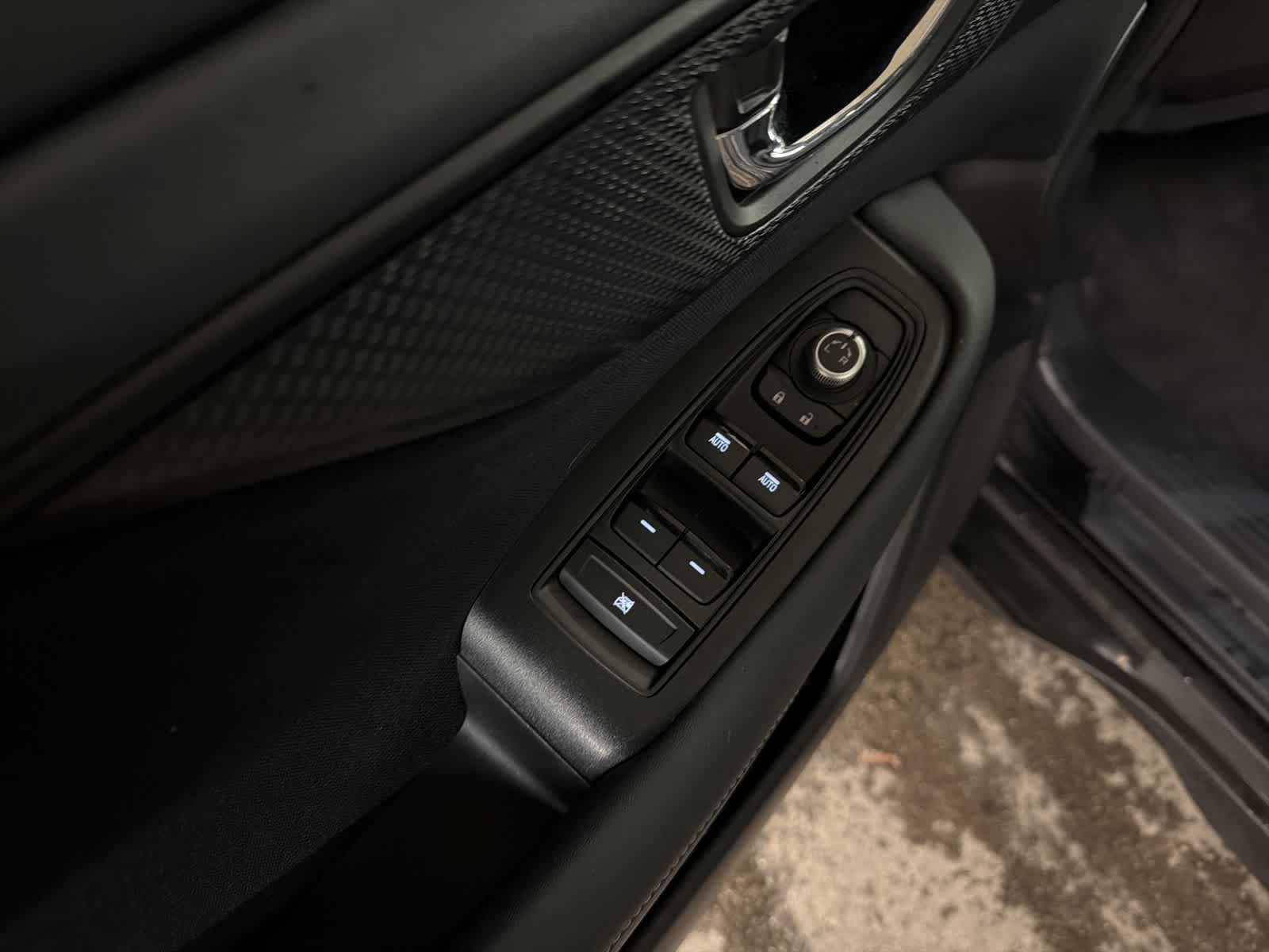 Thumbnail: 2023 Subaru Outback - 18