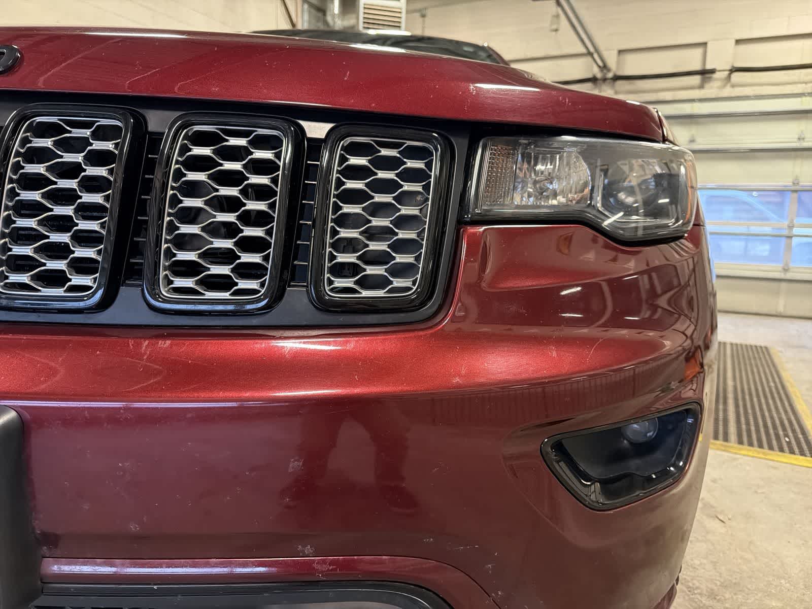 Thumbnail: 2020 Jeep Grand Cherokee - 11