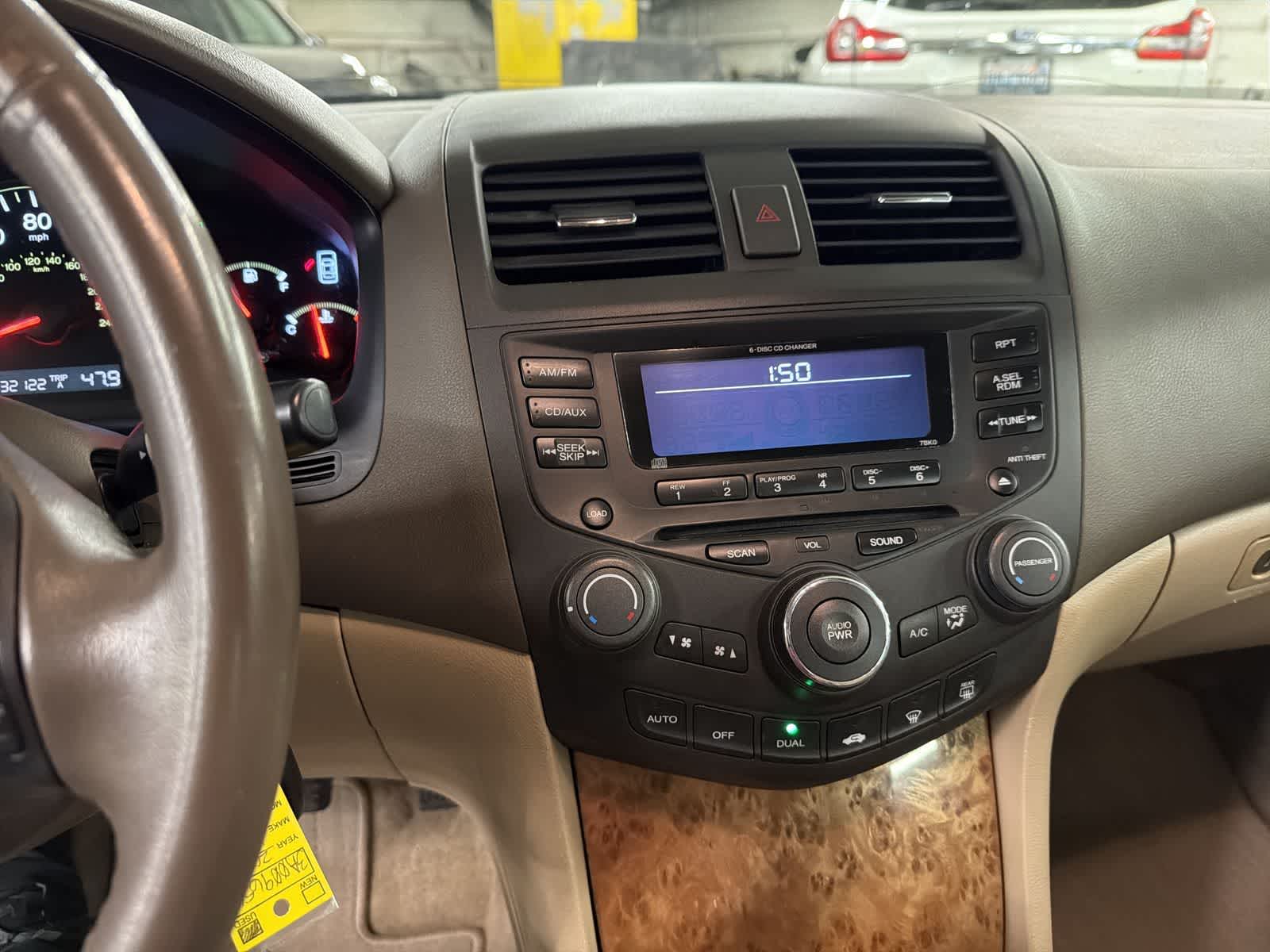 Thumbnail: 2003 Honda Accord - 31