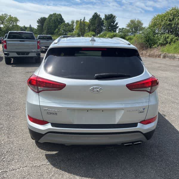 Thumbnail: 2017 Hyundai Tucson - 5