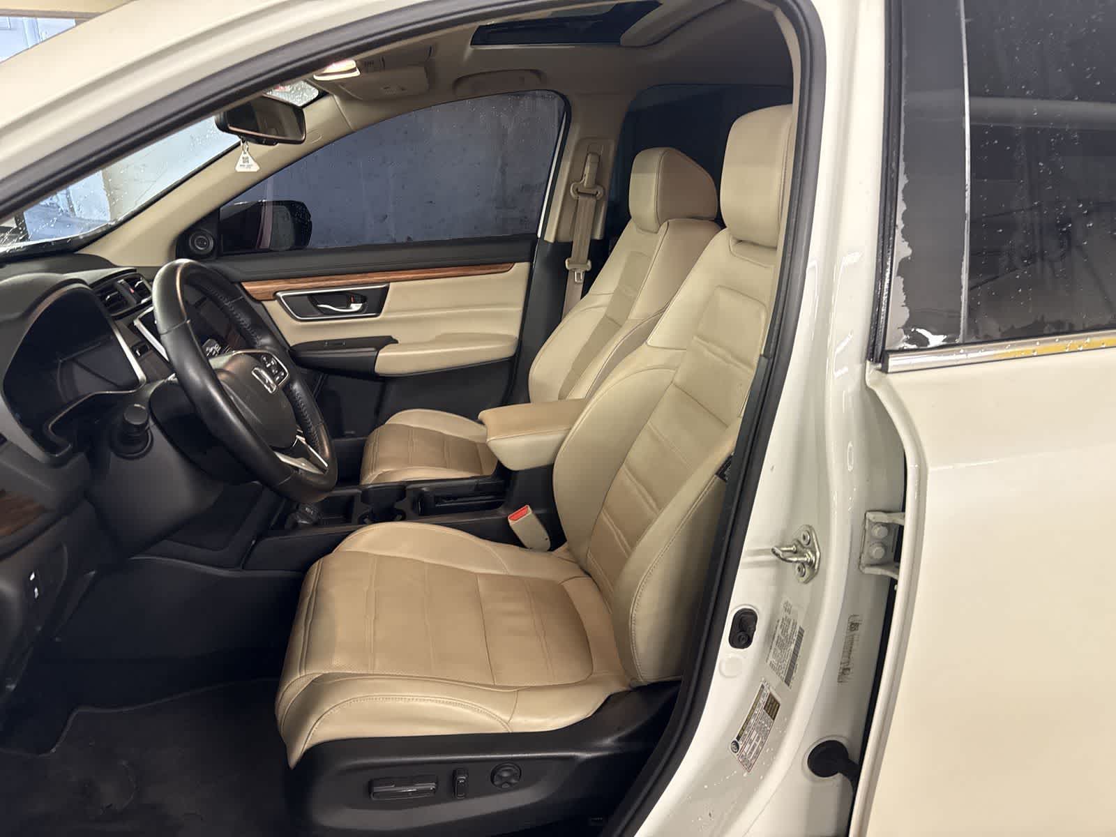 Thumbnail: 2017 Honda CR-V - 10