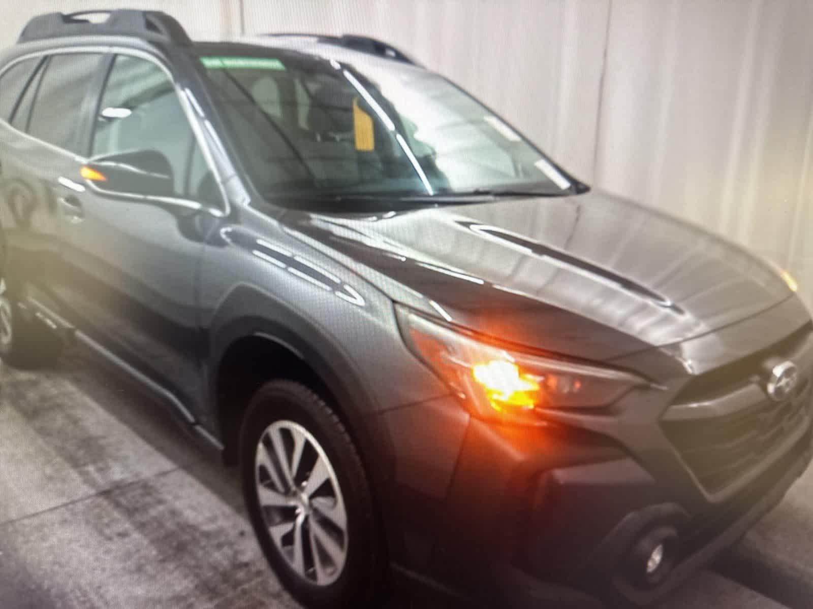 2024 Subaru Outback Premium photo 3