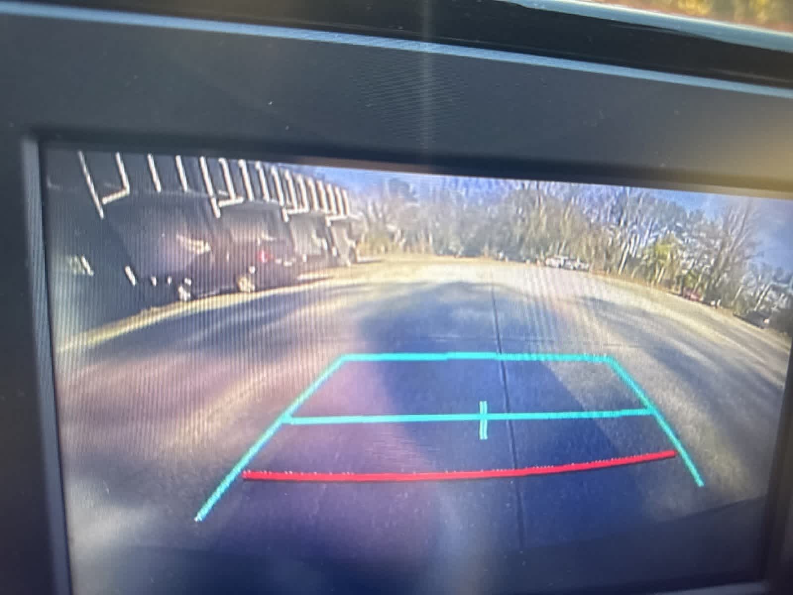 Thumbnail: 2022 Toyota RAV4 - 19