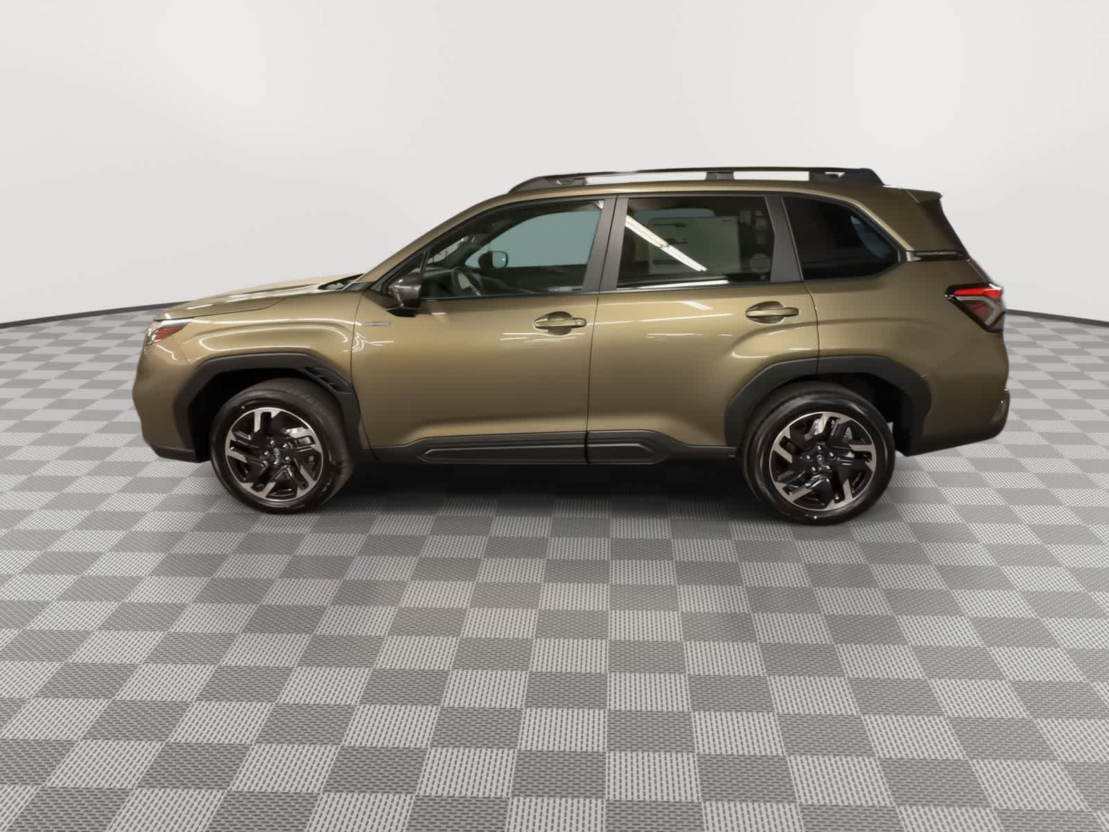Thumbnail: 2026 Subaru Forester - 5