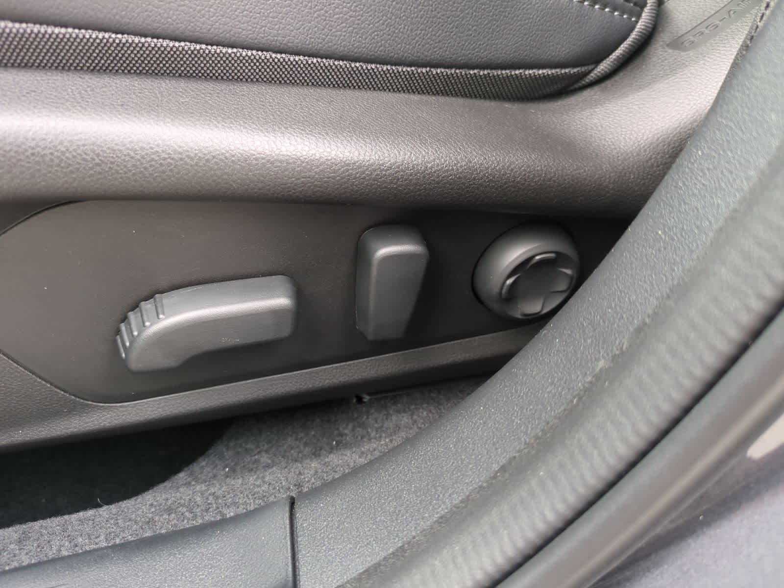 Thumbnail: 2026 Subaru Outback - 18