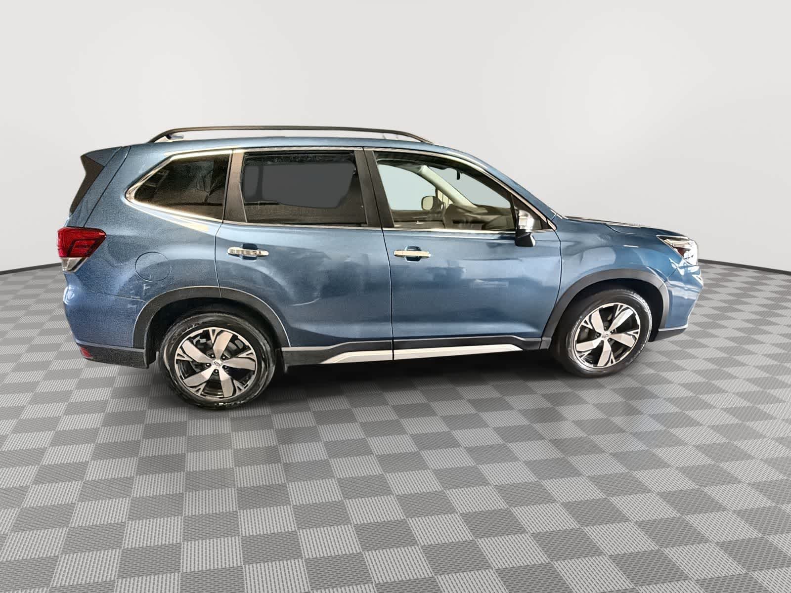 Thumbnail: 2019 Subaru Forester - 9