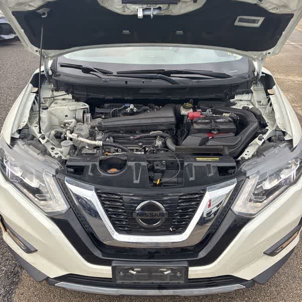 Thumbnail: 2017 Nissan Rogue - 26