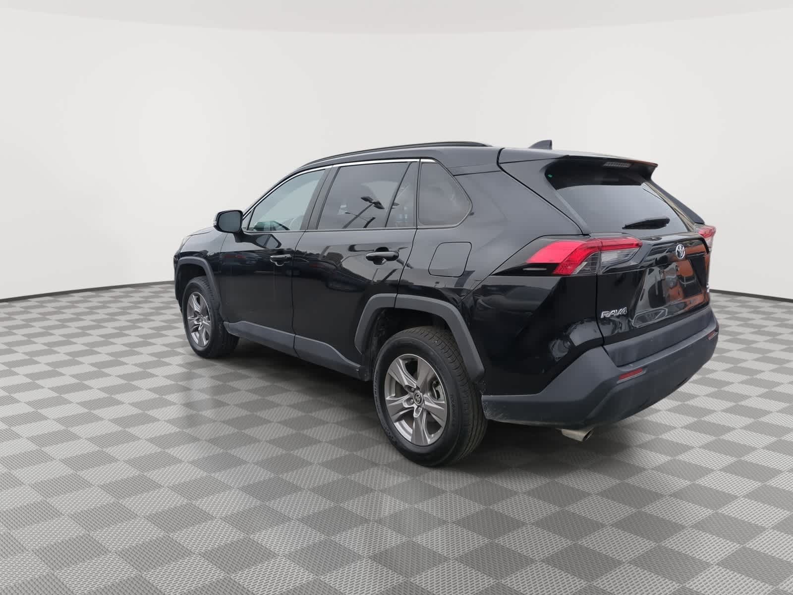 Thumbnail: 2024 Toyota RAV4 - 6