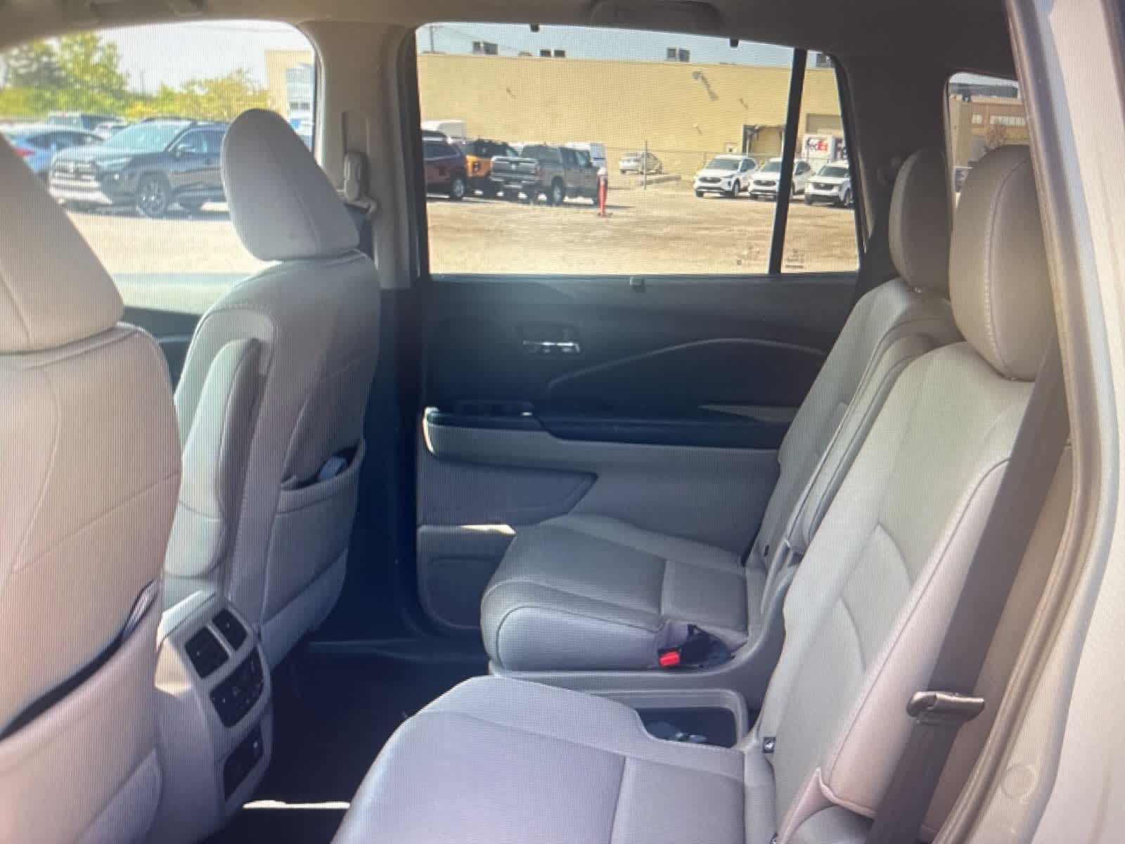 Thumbnail: 2021 Honda Pilot - 14