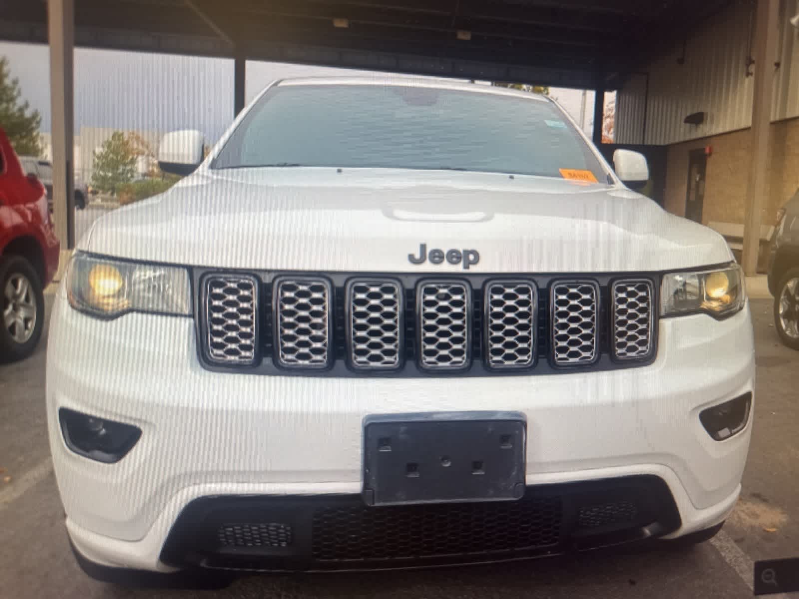 Thumbnail: 2021 Jeep Grand Cherokee - 12