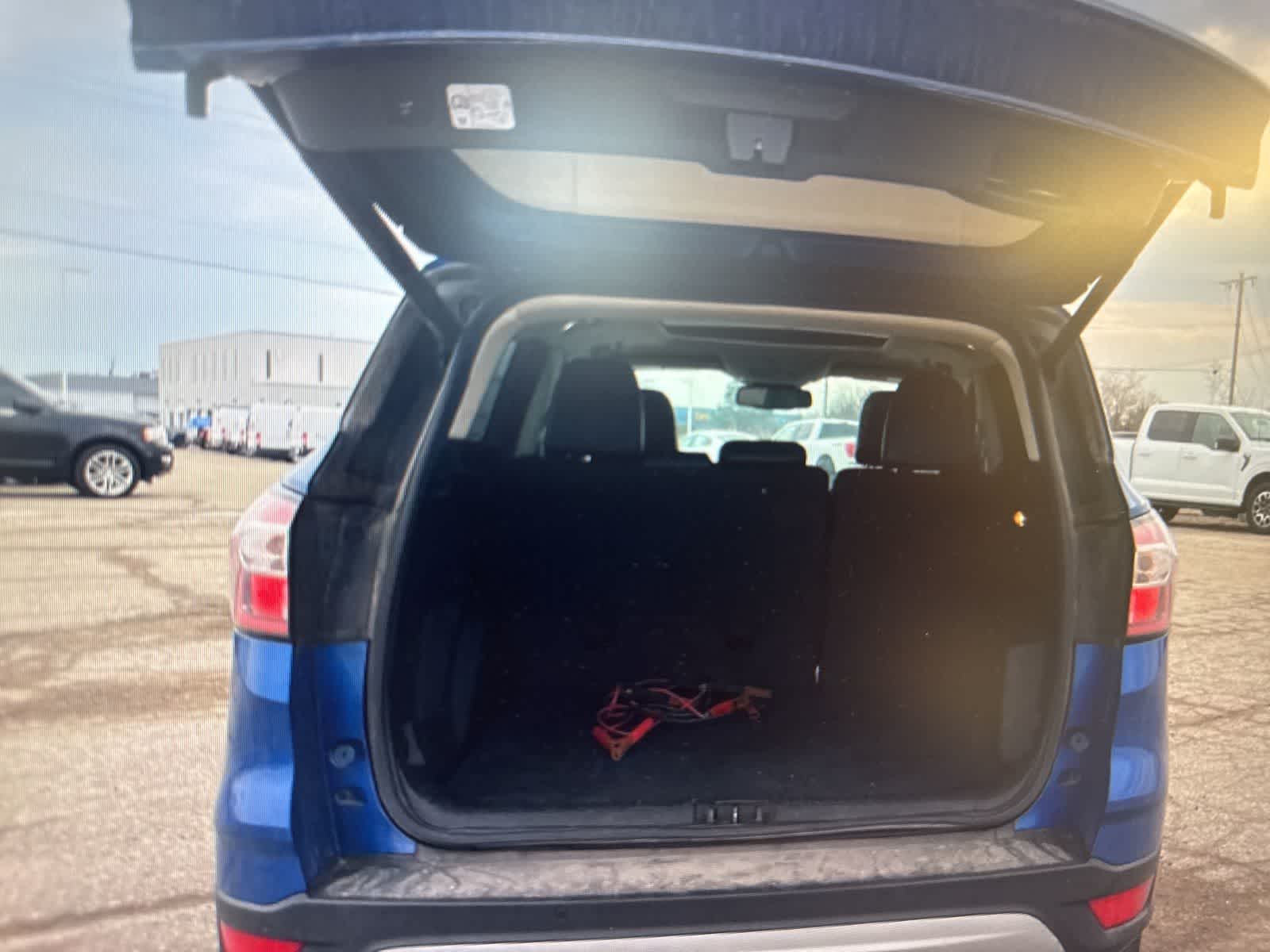 Thumbnail: 2017 Ford Escape - 22