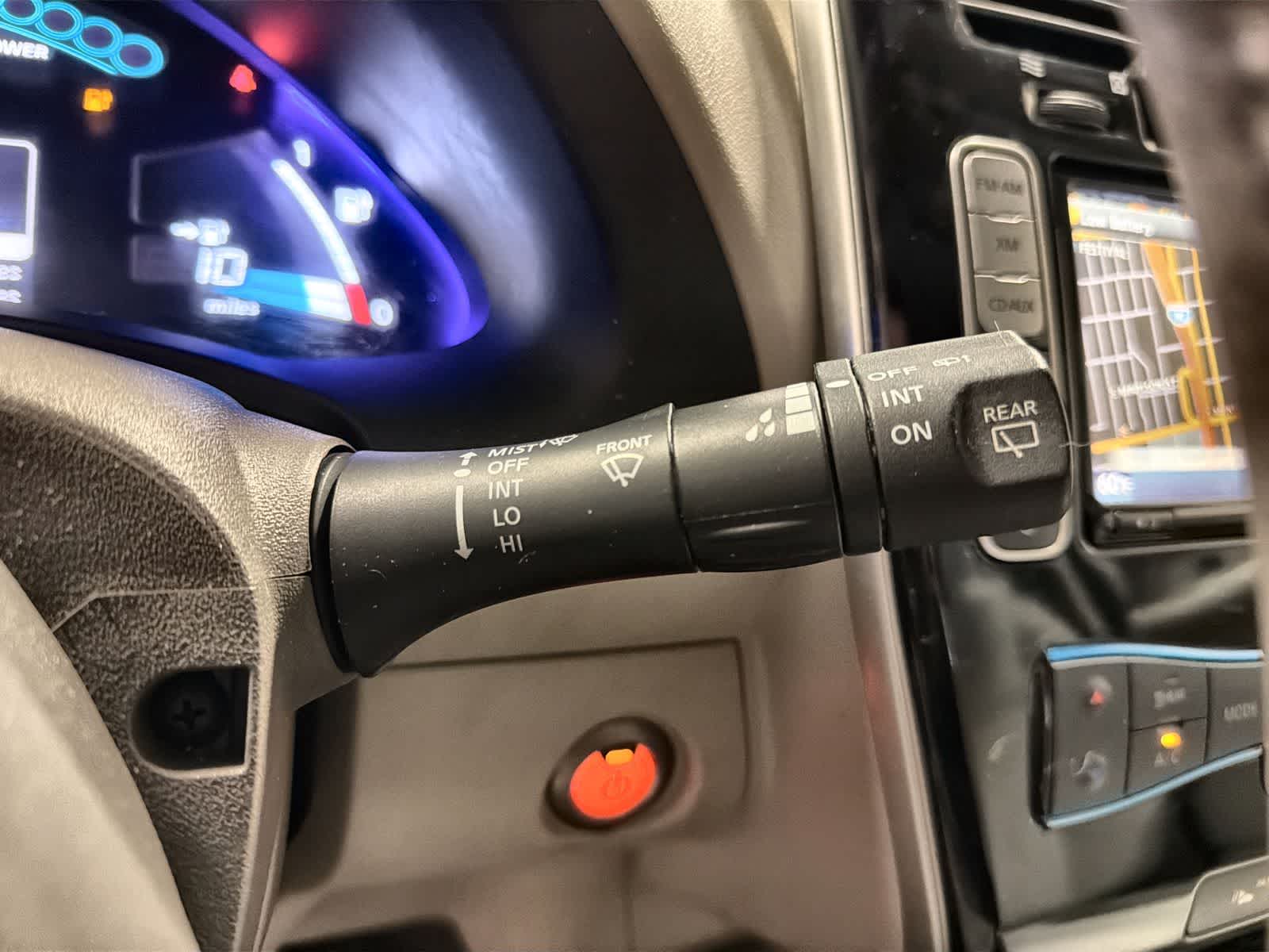 Thumbnail: 2015 Nissan Leaf - 25