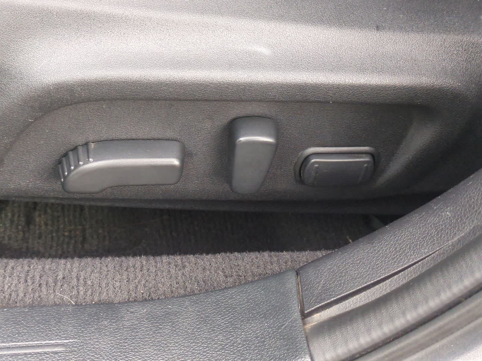 Thumbnail: 2016 Subaru Legacy - 18