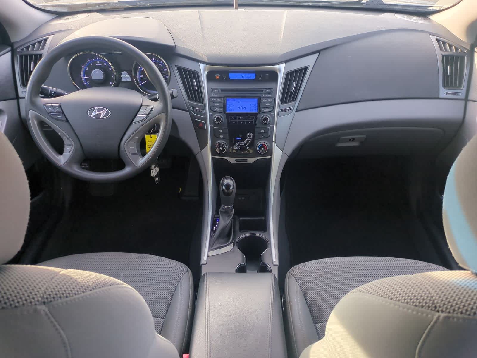 Thumbnail: 2013 Hyundai Sonata - 16