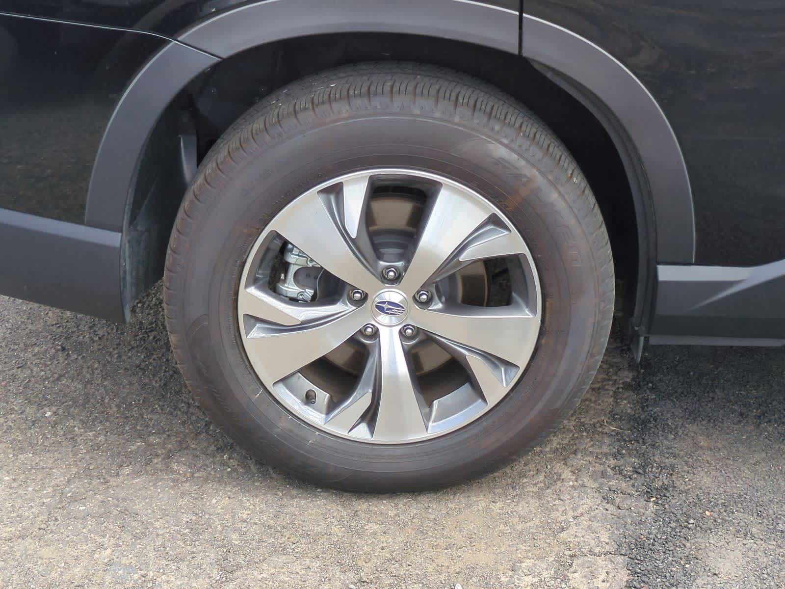 2024 Subaru Ascent Premium 15