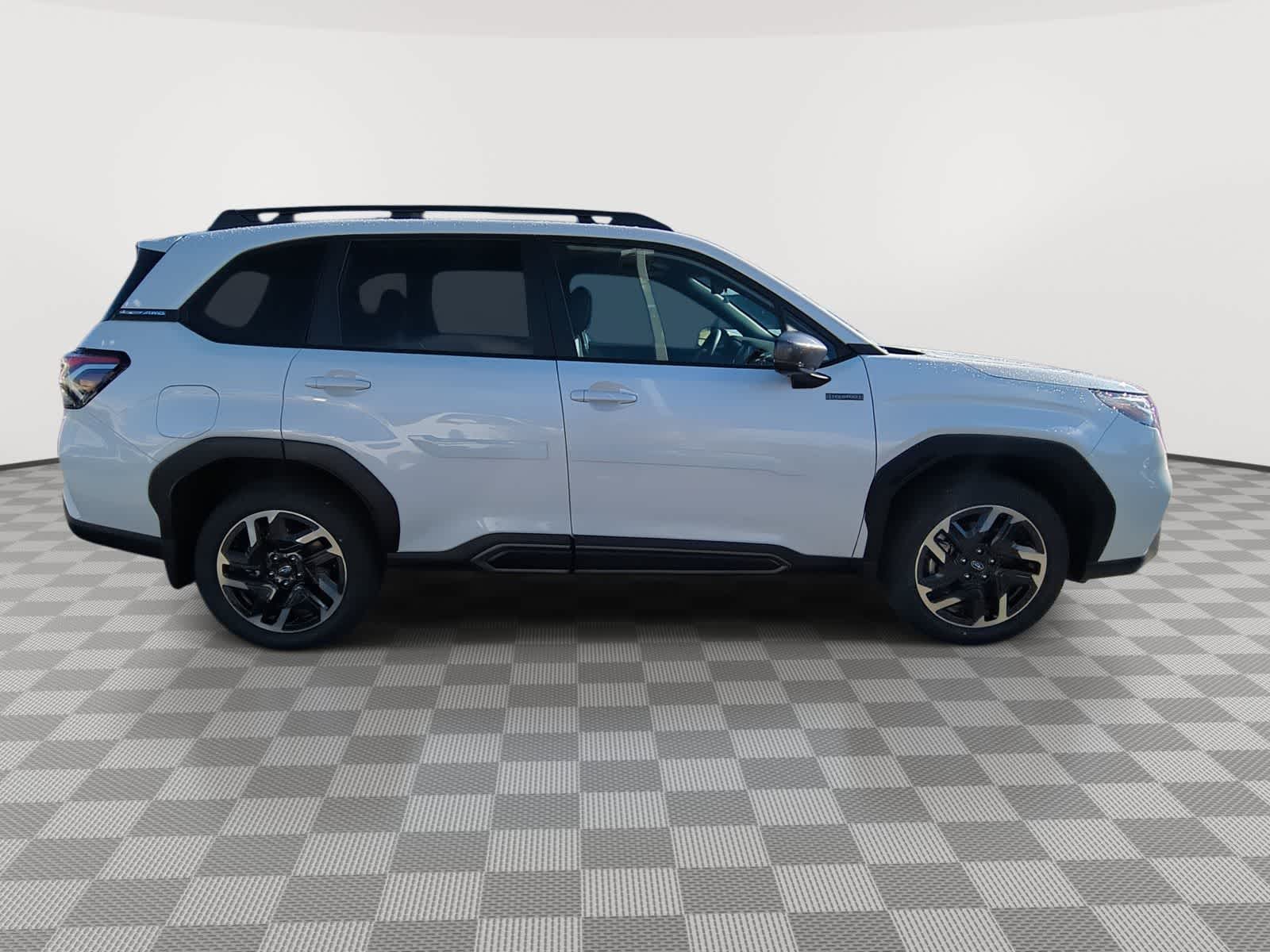 Thumbnail: 2025 Subaru Forester - 10