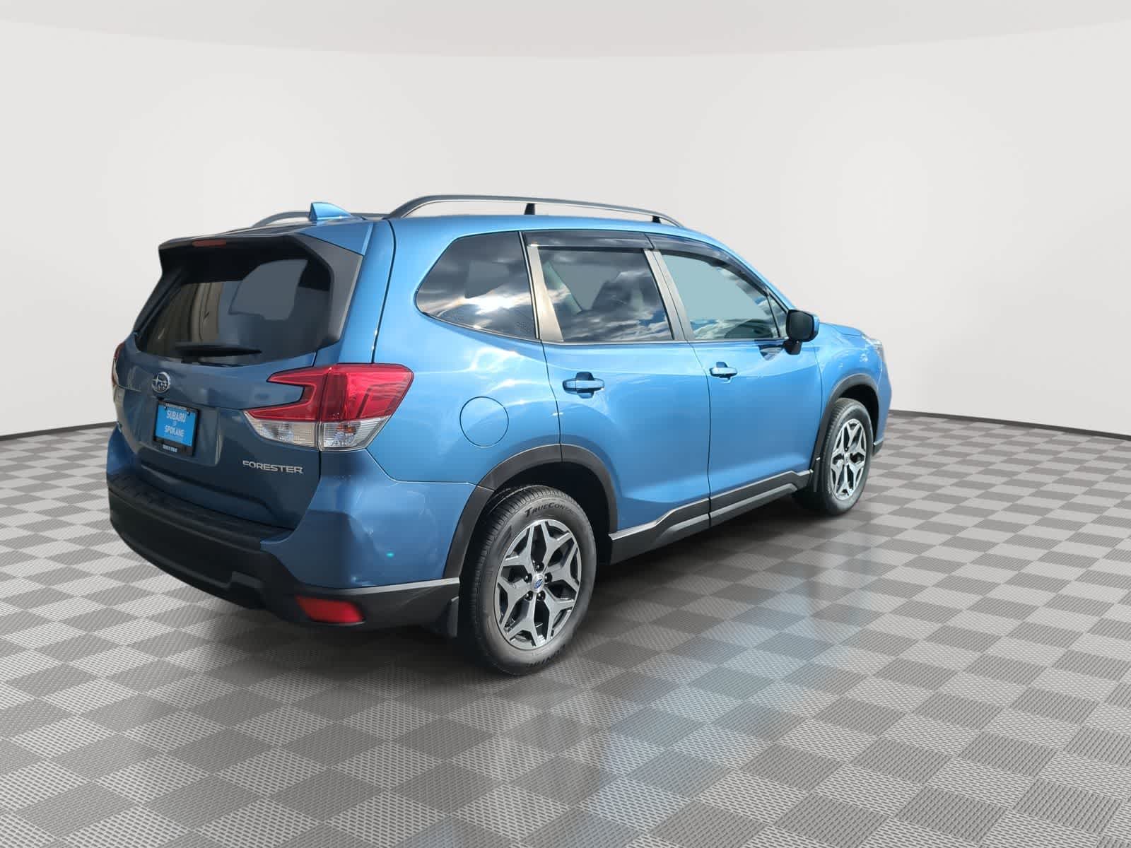 Thumbnail: 2020 Subaru Forester - 8