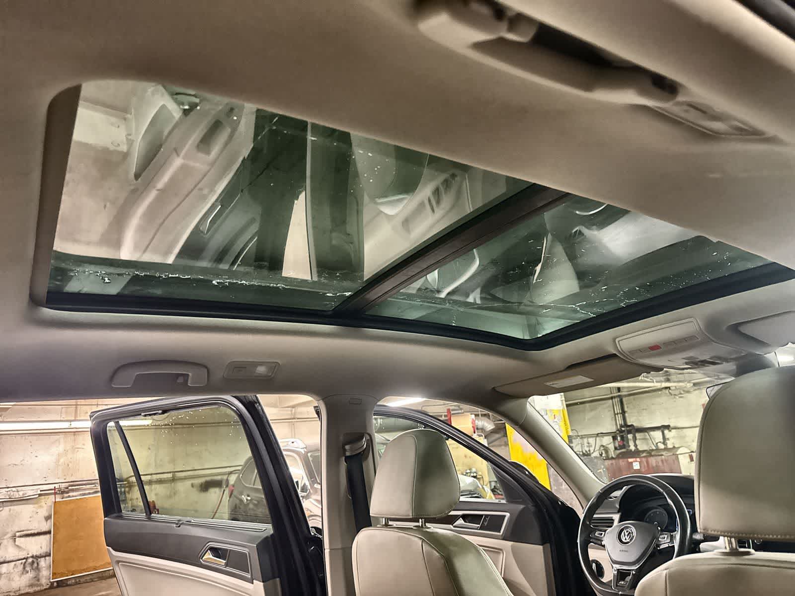 Thumbnail: 2018 Volkswagen Atlas - 23