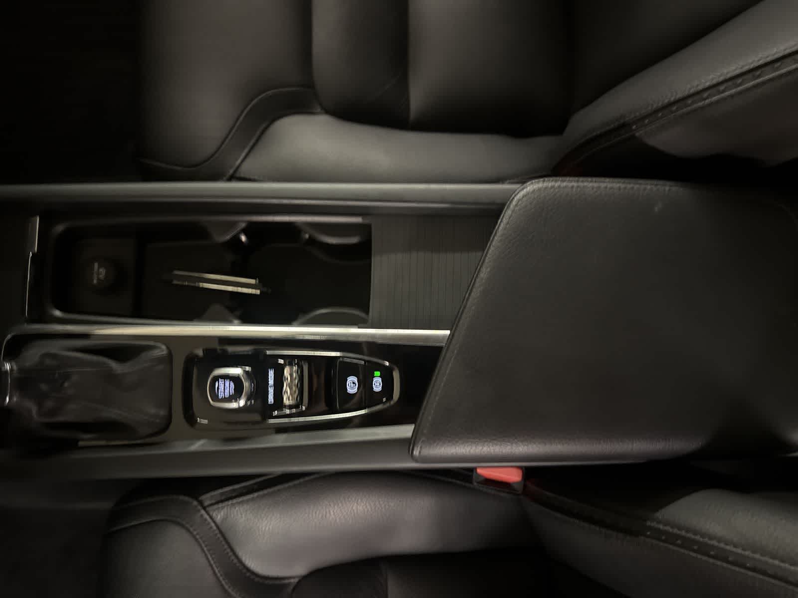 Thumbnail: 2020 Volvo S60 - 25