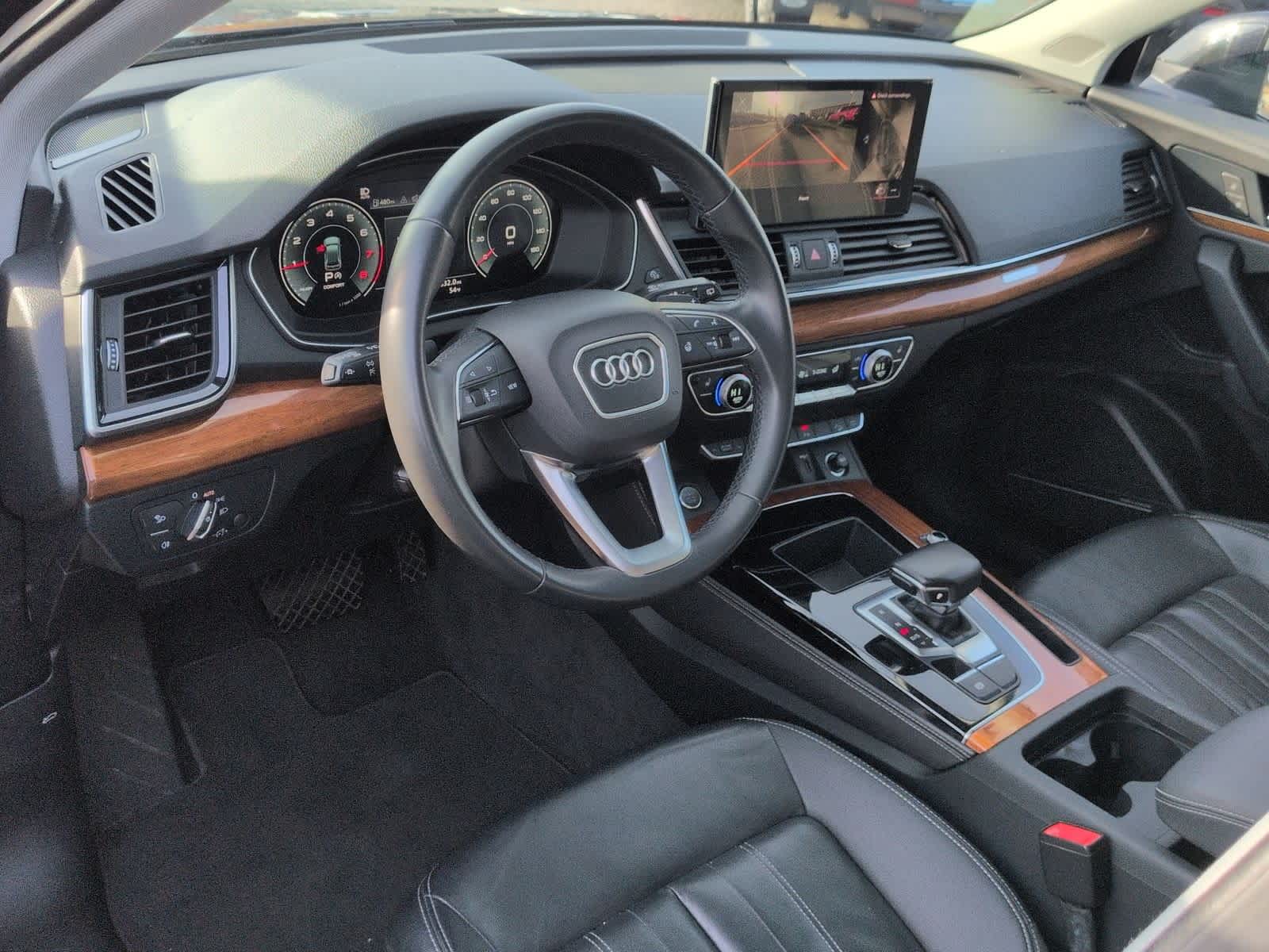 Thumbnail: 2023 Audi Q5 - 10