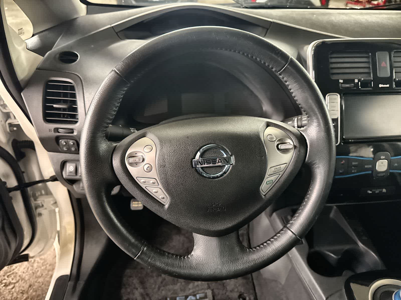 Thumbnail: 2016 Nissan Leaf - 23