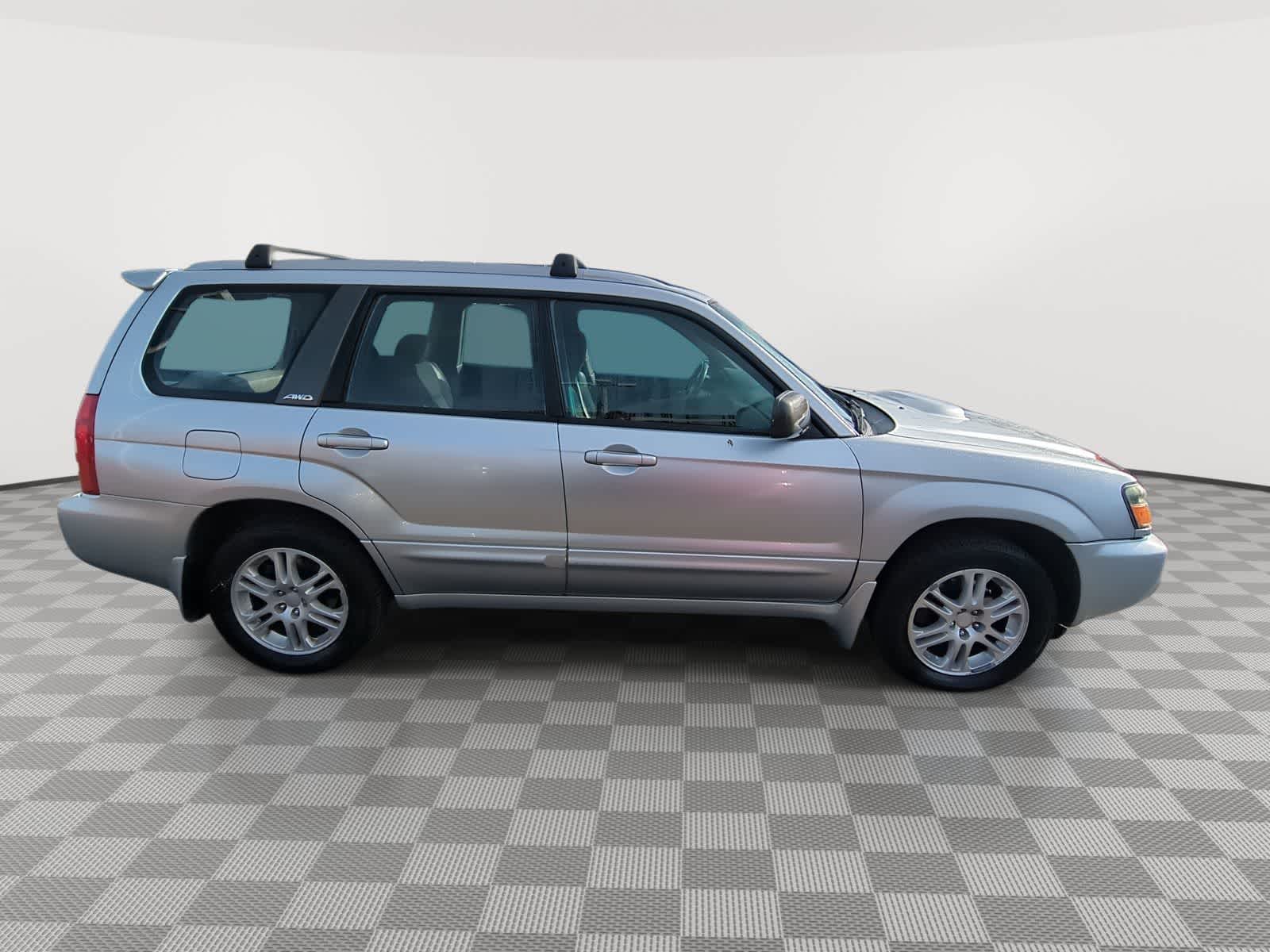 Thumbnail: 2004 Subaru Forester - 9
