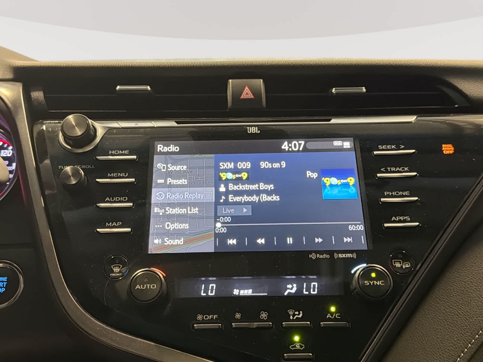 2020 Toyota Camry XSE - Photo 32