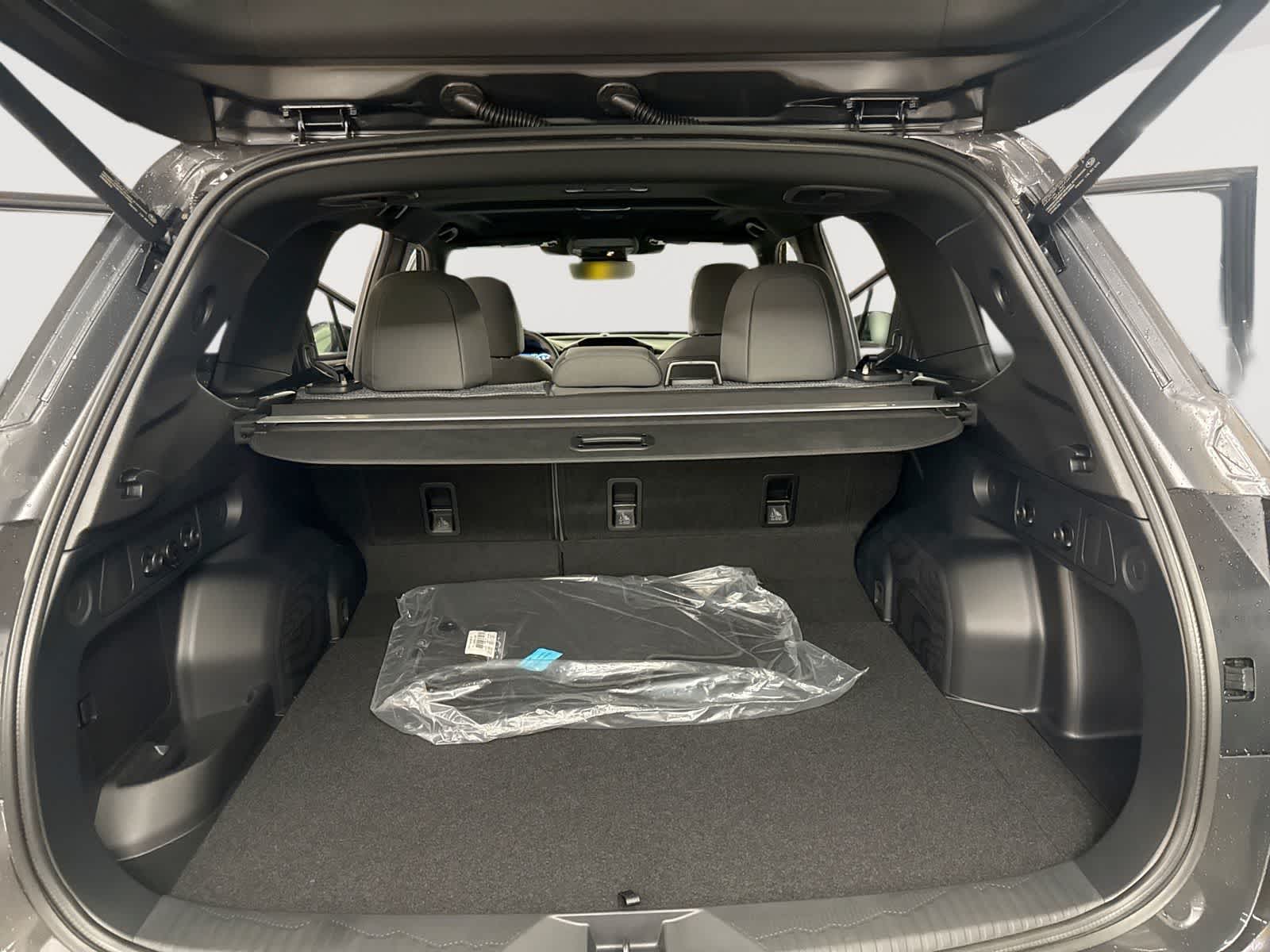 2026 Subaru Forester Premium - Photo 33