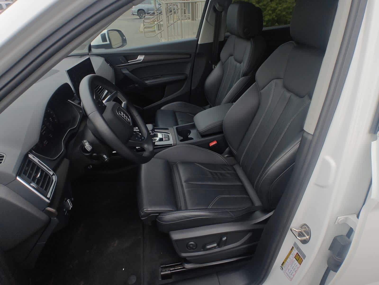 Thumbnail: 2024 Audi Q5 - 16