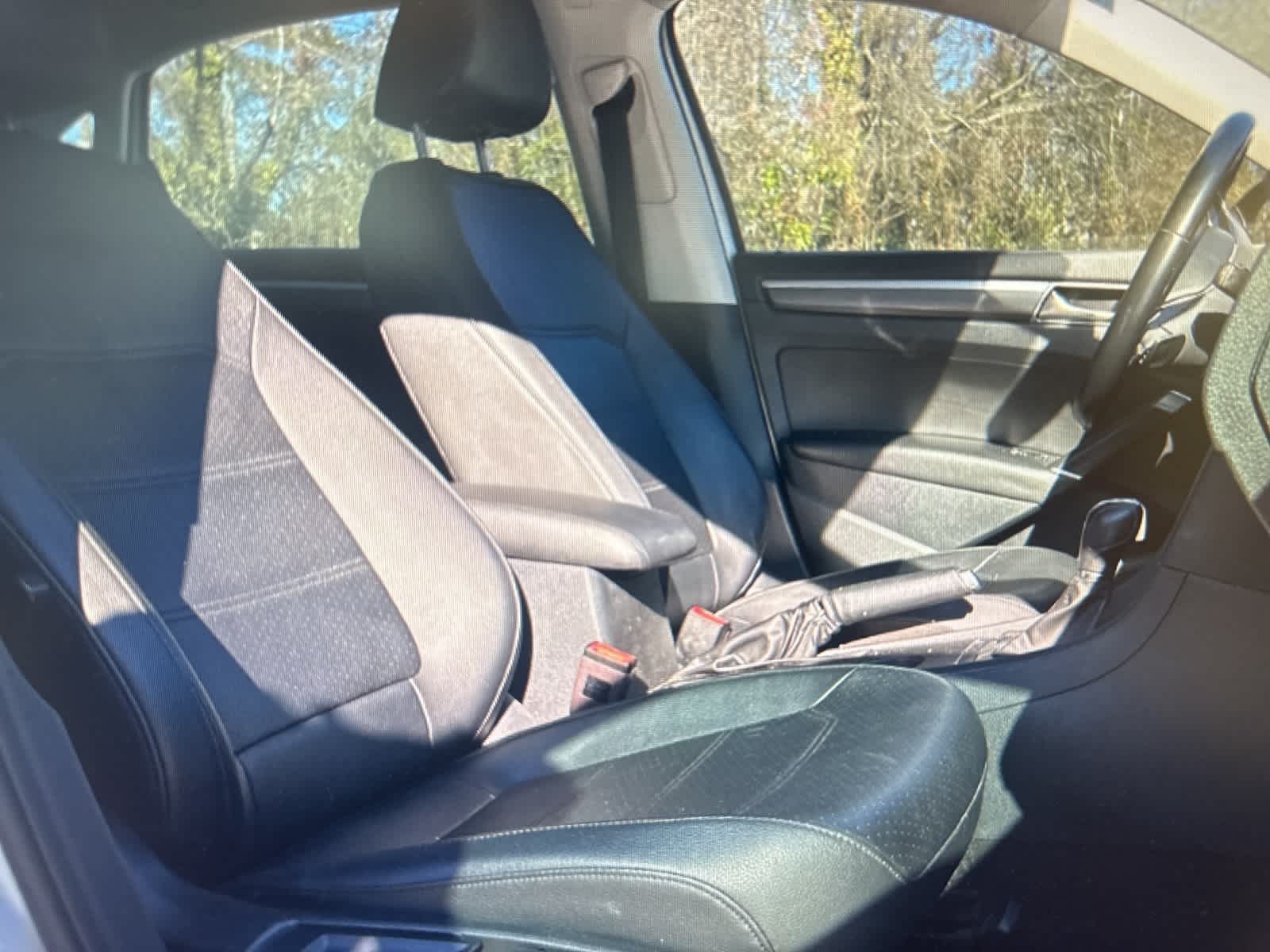 Thumbnail: 2018 Volkswagen Passat - 12