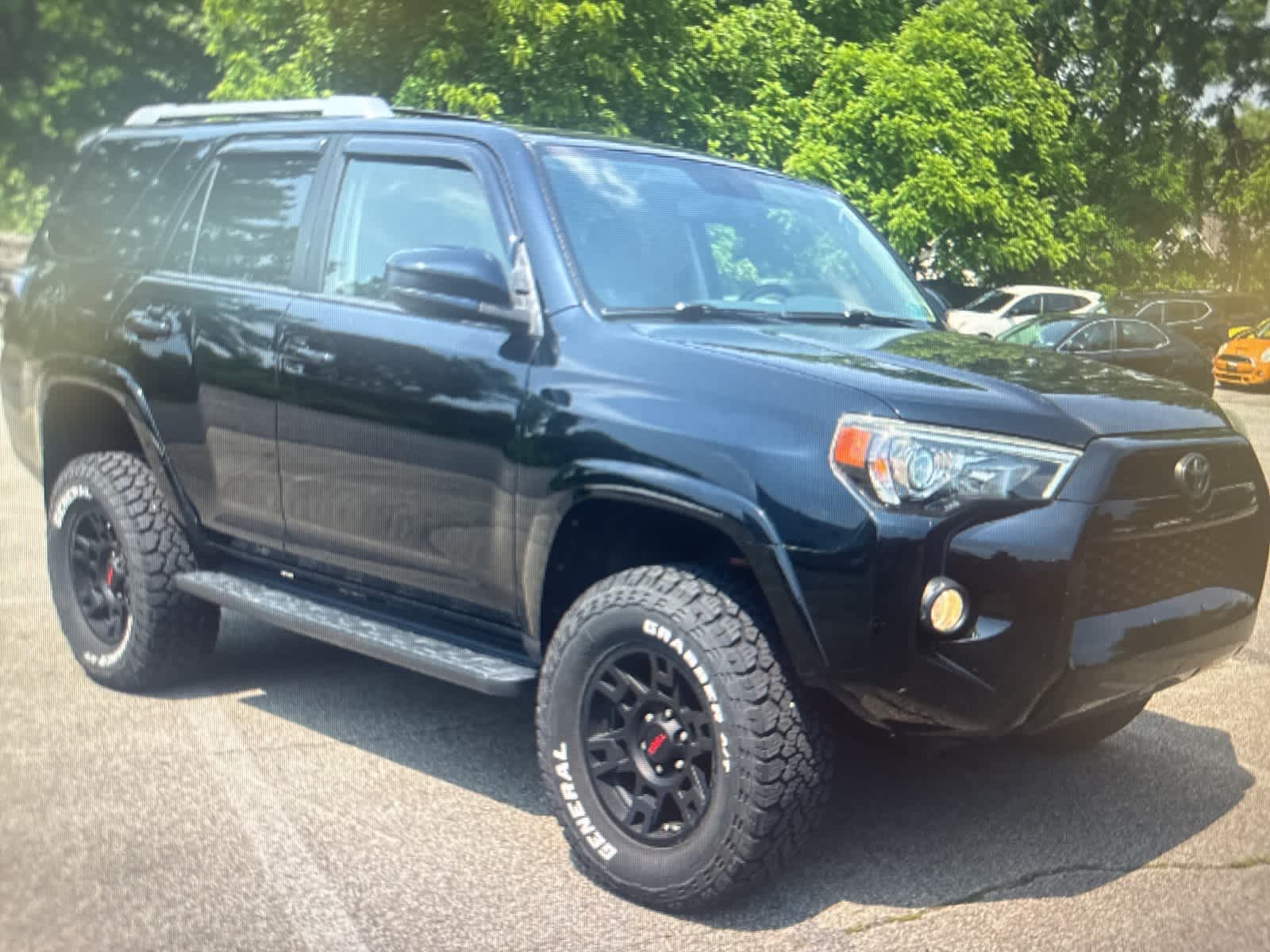 Thumbnail: 2014 Toyota 4Runner - 7