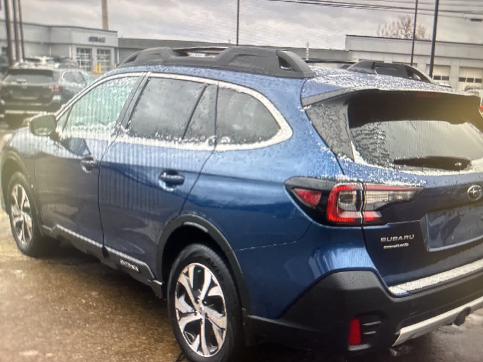 Thumbnail: 2022 Subaru Outback - 3