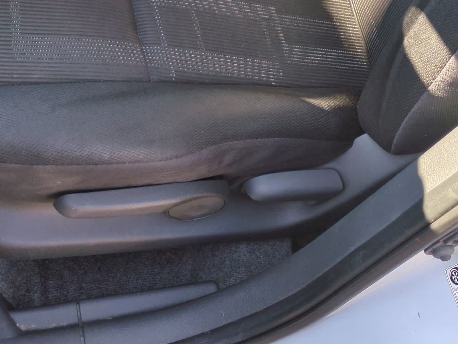 Thumbnail: 2012 Suzuki SX4 - 18